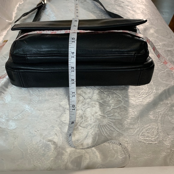 DANIER Soft Premium Leather Bag - Picture 11 of 15